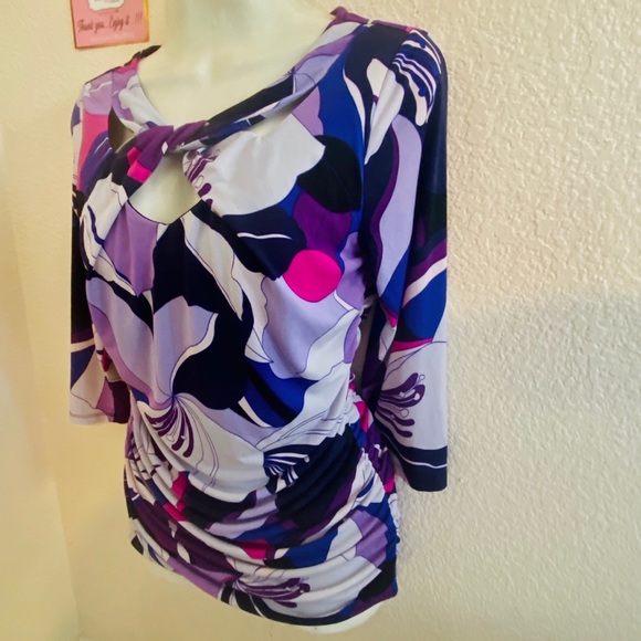 “Jennifer Lopez “ purple Blouse size “ M” - Picture 14 of 14